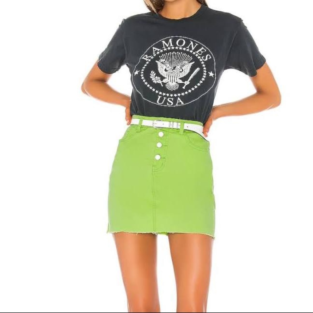 Superdown green mini skirt new with tags size medium